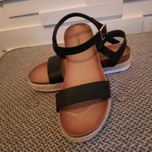 Platform sandal